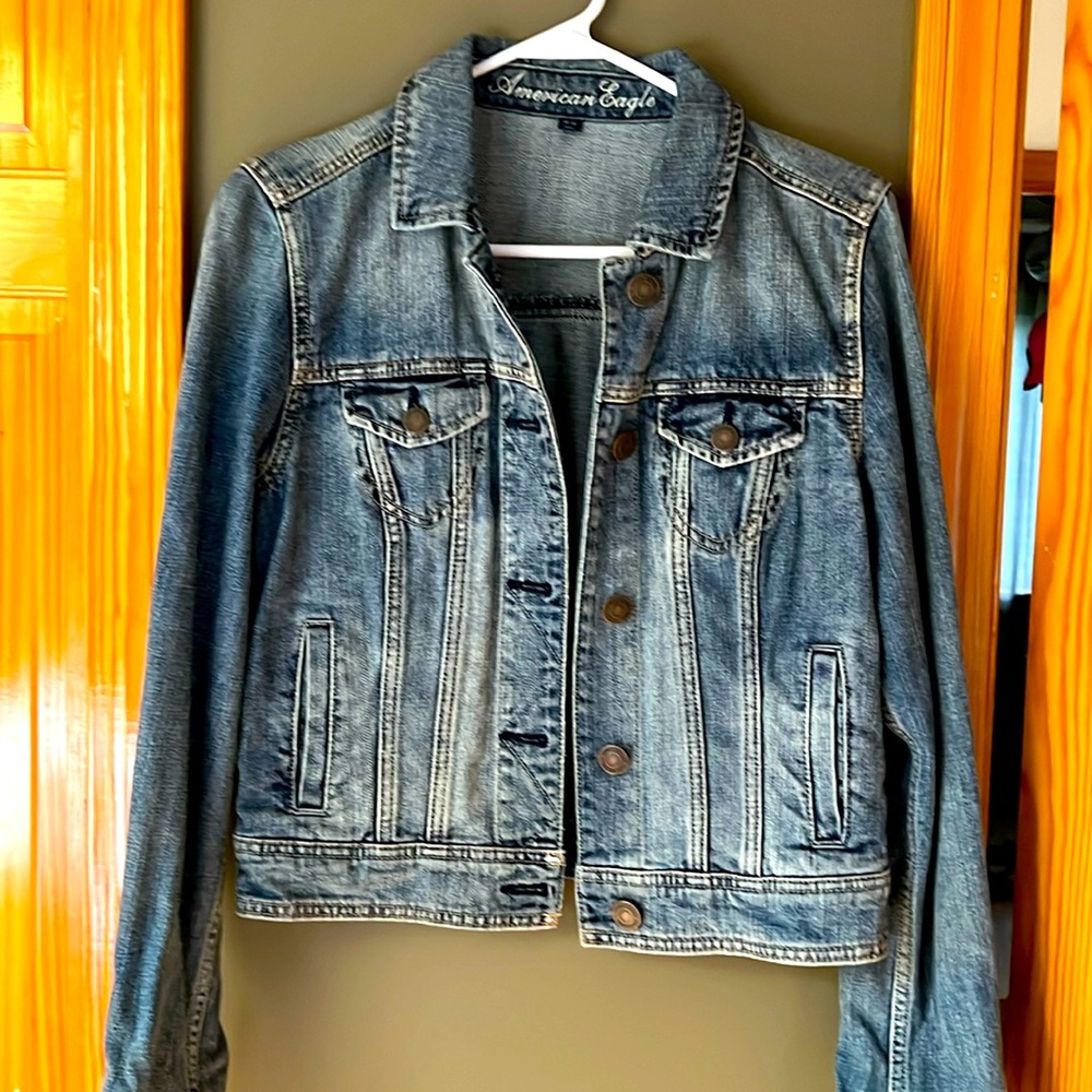American Eagle Jean Jacket, size medium